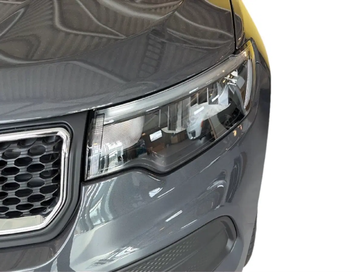 Jeep Compass nuova a Campobasso (9)