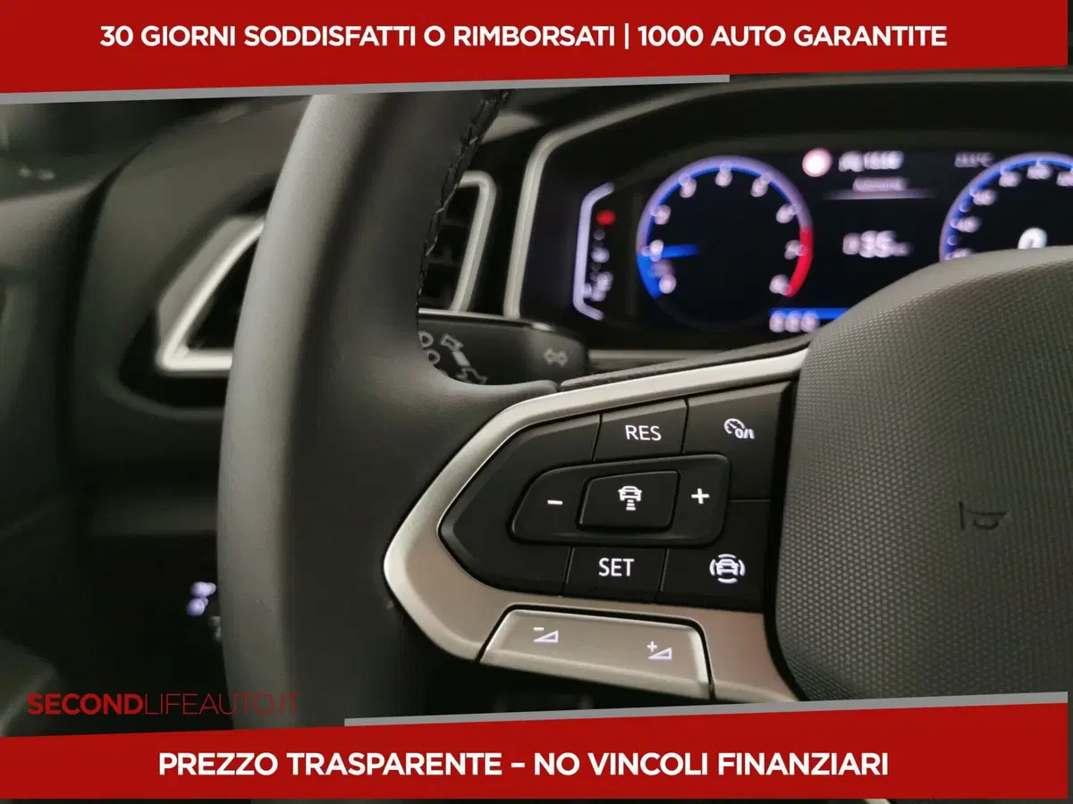 Volkswagen T-Roc nuova a Chieti (10)