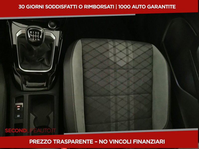 Volkswagen T-Roc nuova a Chieti (18)
