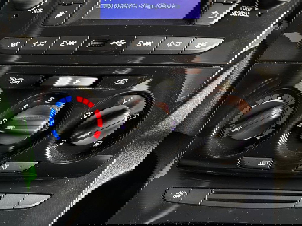 Lancia Ypsilon usata a Bergamo (13)