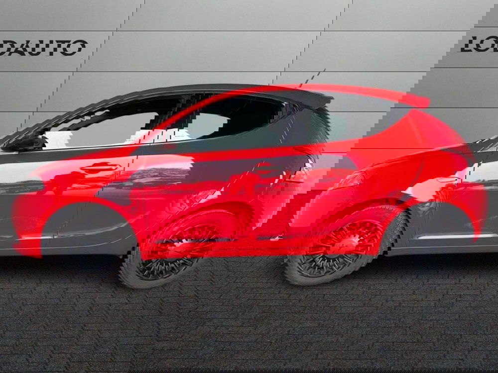 Lancia Ypsilon usata a Bergamo (6)