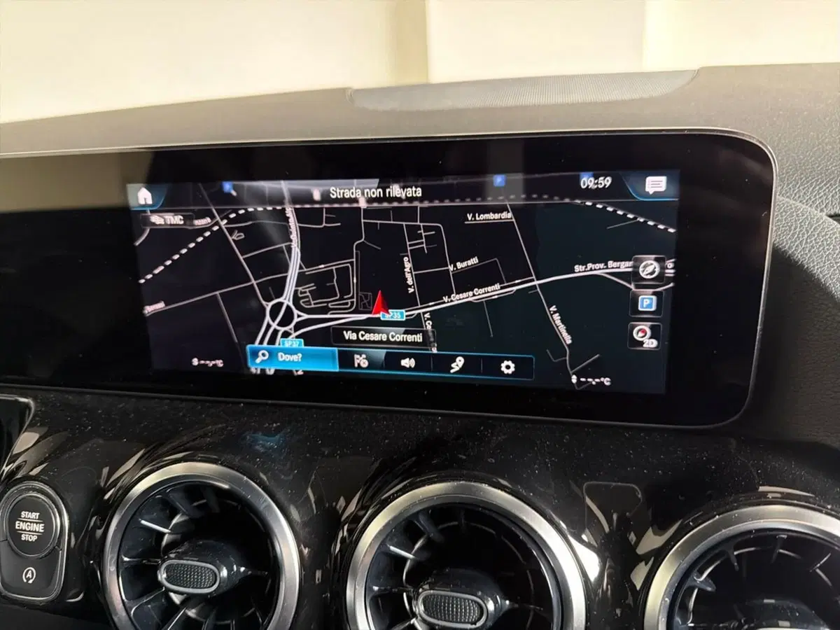 Mercedes-Benz GLA SUV usata a Bergamo (11)