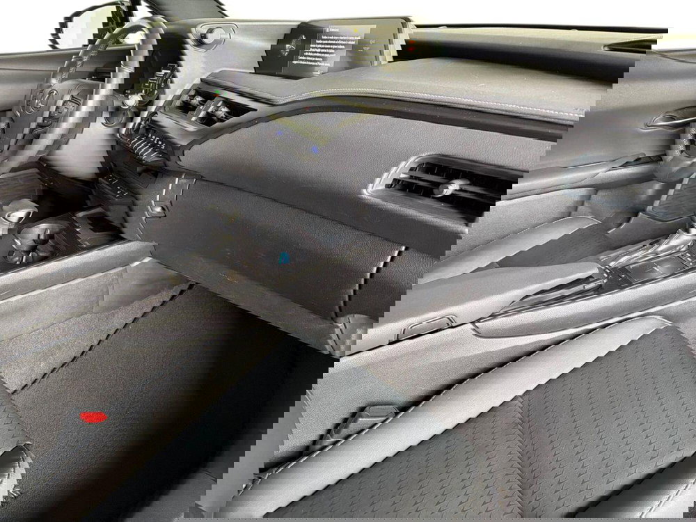 Lexus UX usata a Bergamo (14)