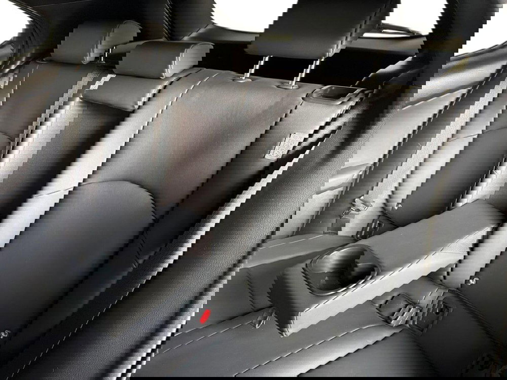 Lexus UX usata a Bergamo (15)