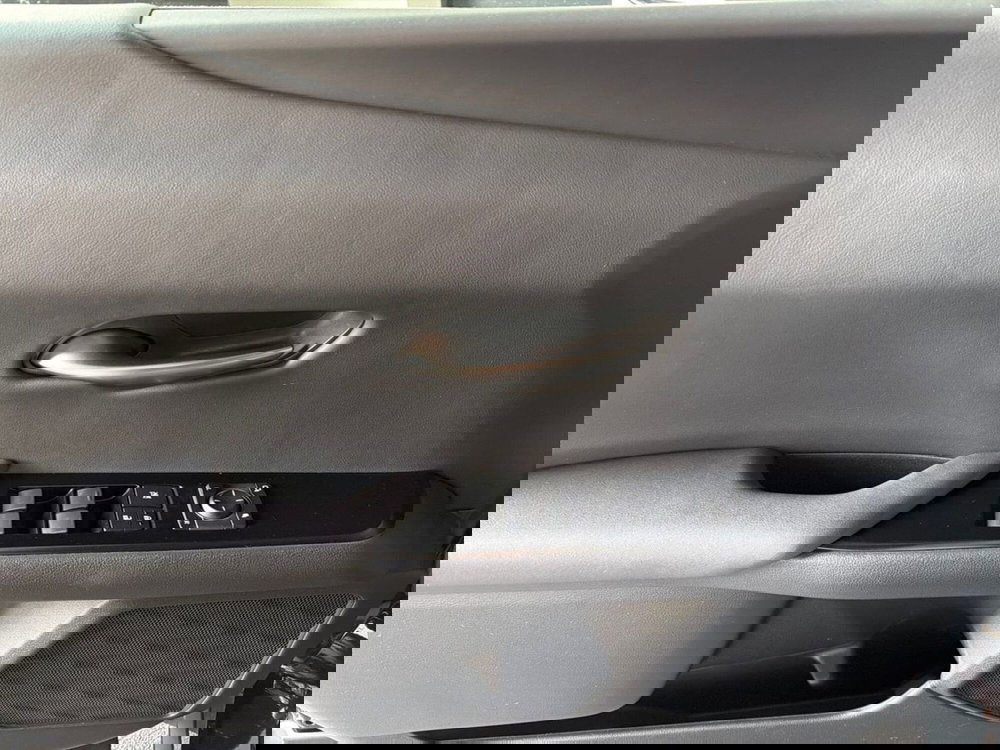 Lexus UX usata a Bergamo (16)
