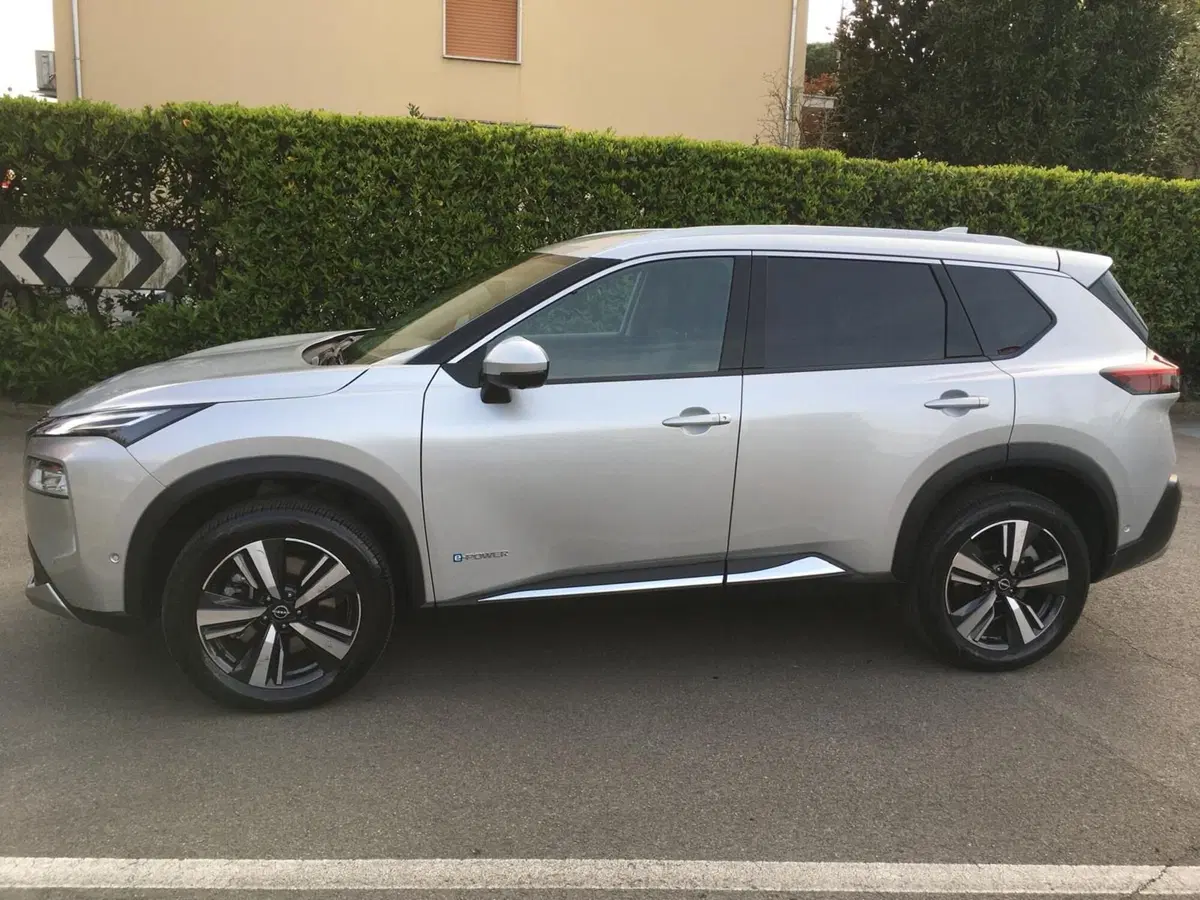 Nissan X-Trail usata a Bologna (3)