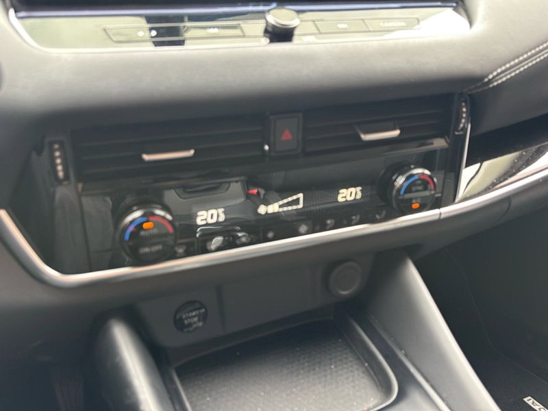 Nissan Qashqai usata a Bologna (15)