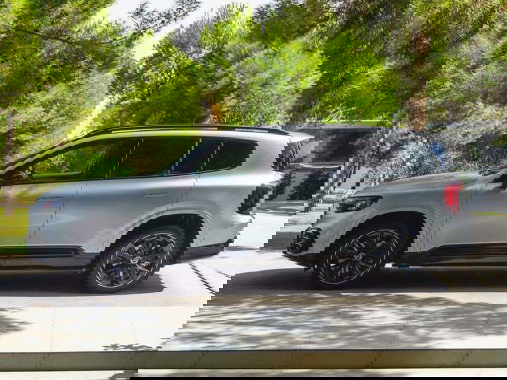 Mercedes-Benz GLB nuova a Grosseto (2)