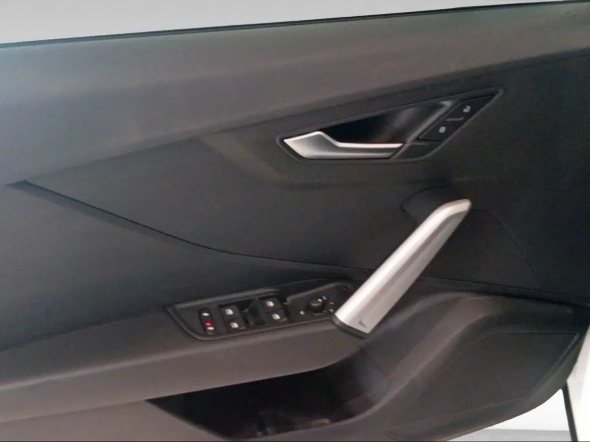 Audi Q2 usata a Firenze (17)
