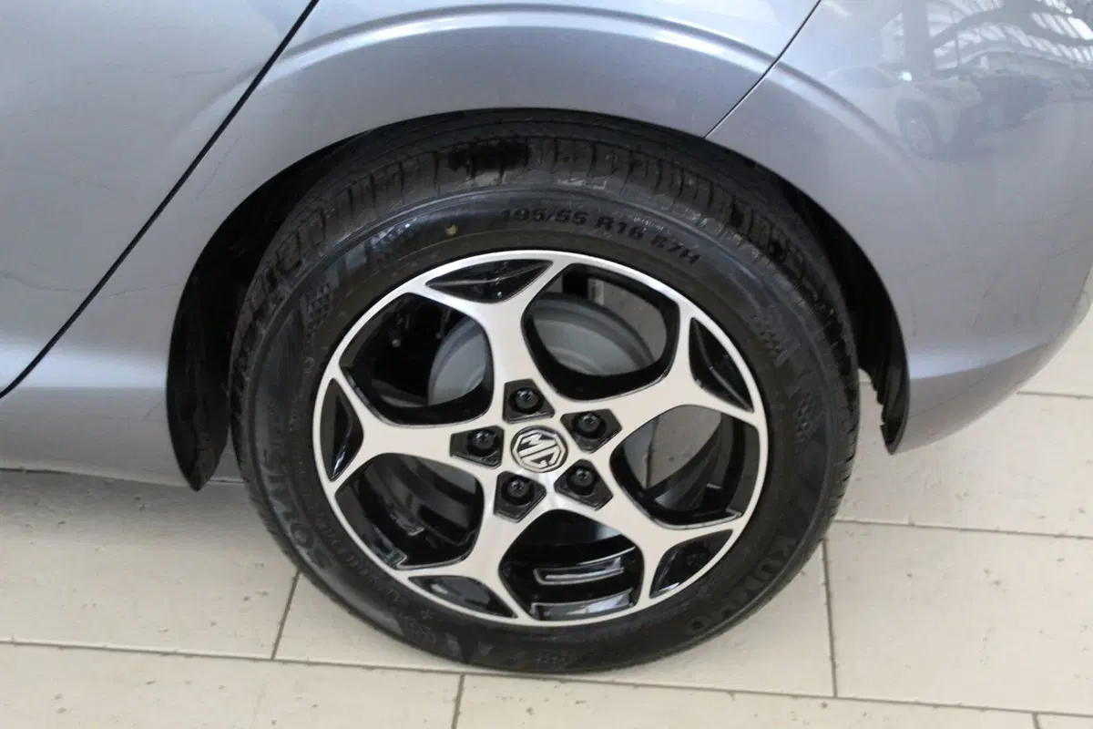 Mg MG3 nuova a Cremona (7)