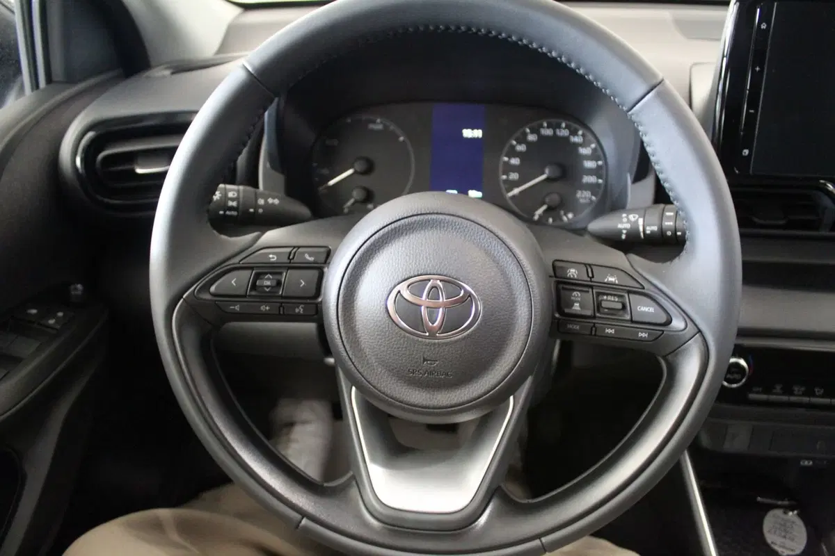 Toyota Yaris nuova a Cremona (9)