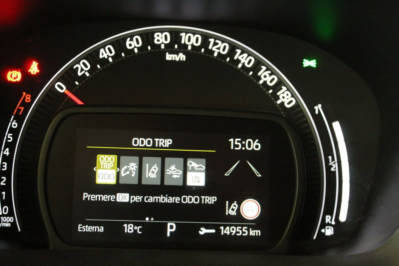 Toyota Aygo X usata a Cremona (10)