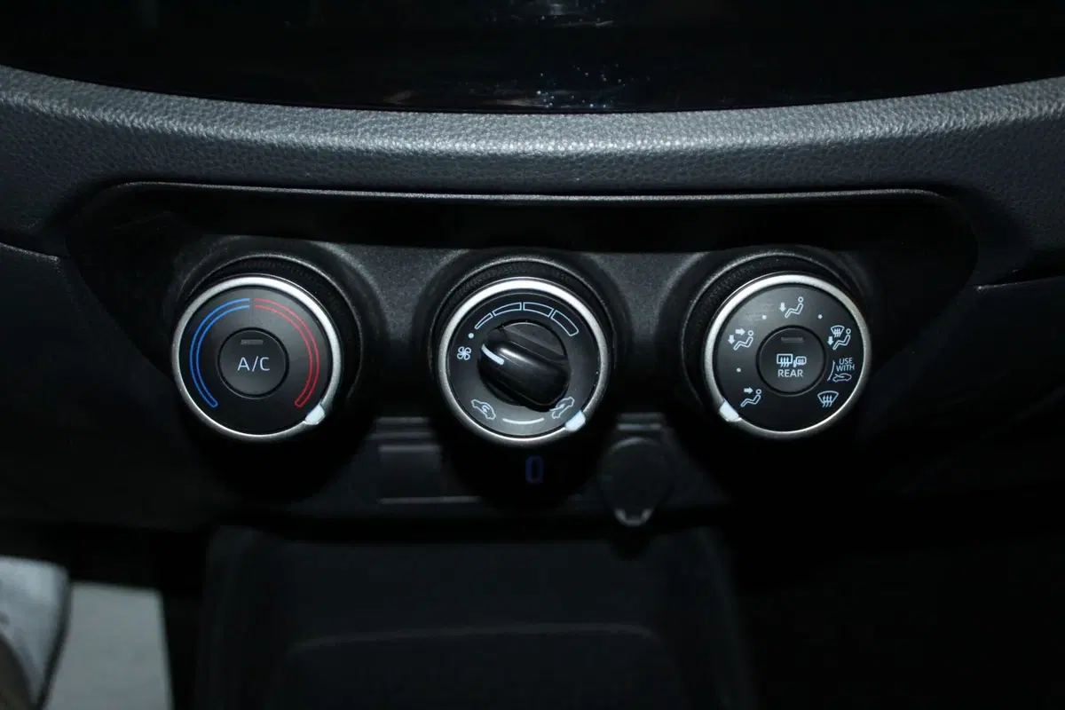 Toyota Aygo X usata a Cremona (12)