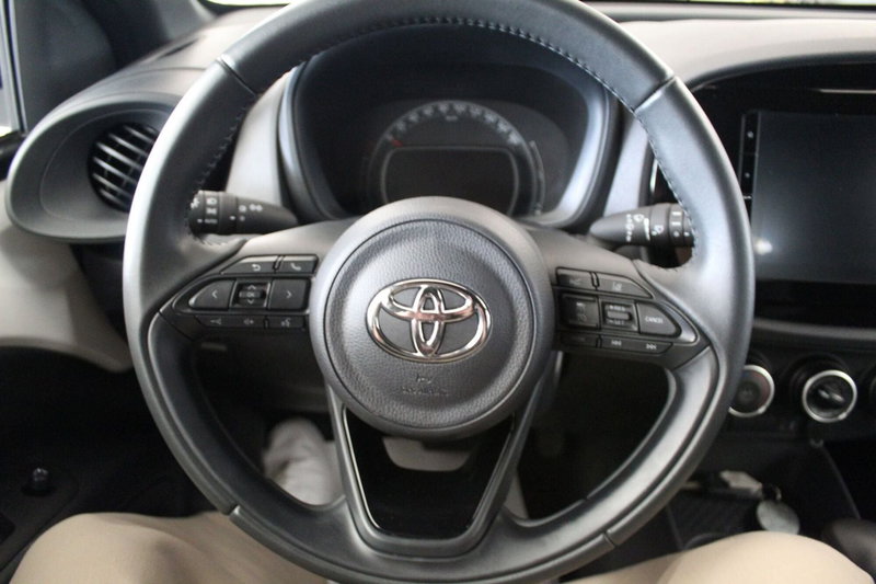 Toyota Aygo X usata a Cremona (9)