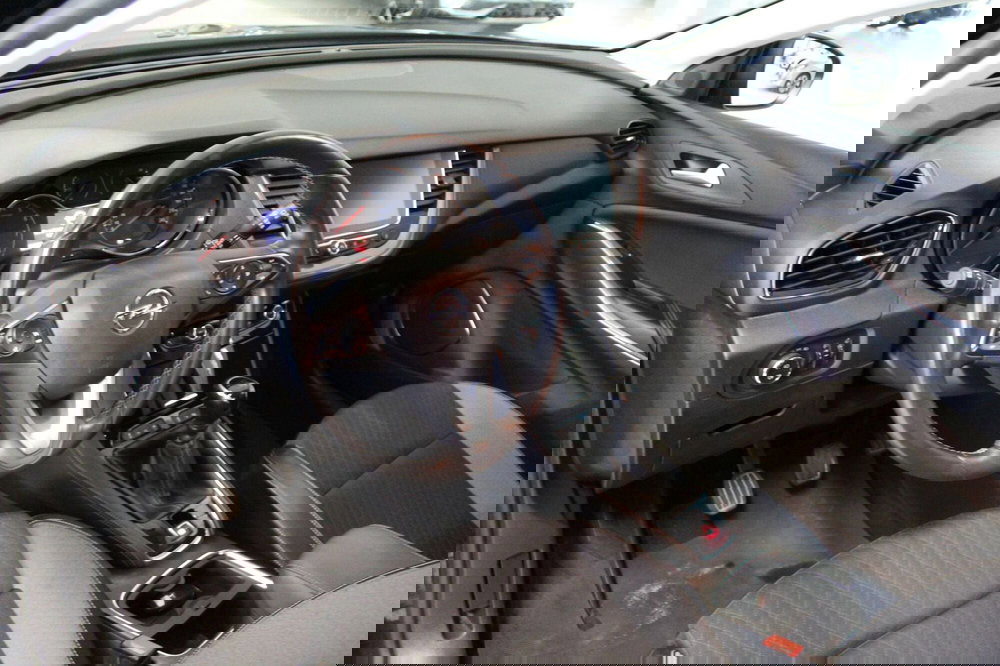 Opel Grandland X usata a Cremona (8)