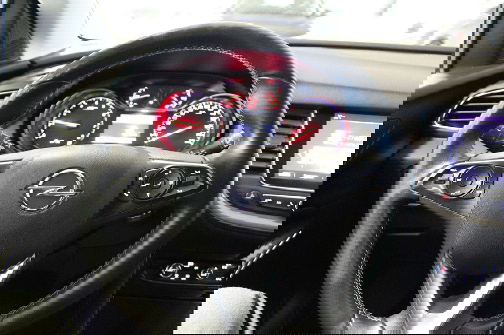 Opel Grandland X usata a Cremona (9)