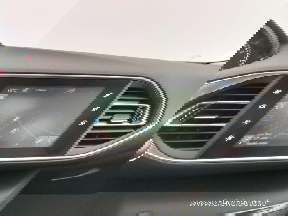 Peugeot 308 SW usata a Como (16)