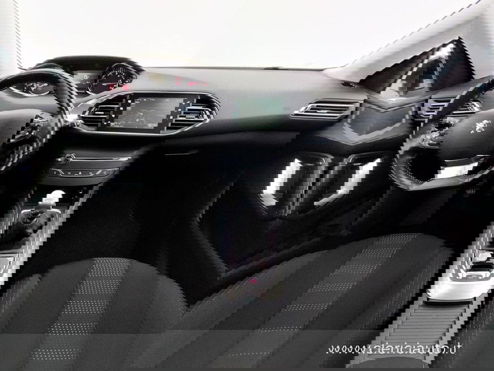 Peugeot 308 SW usata a Como (4)