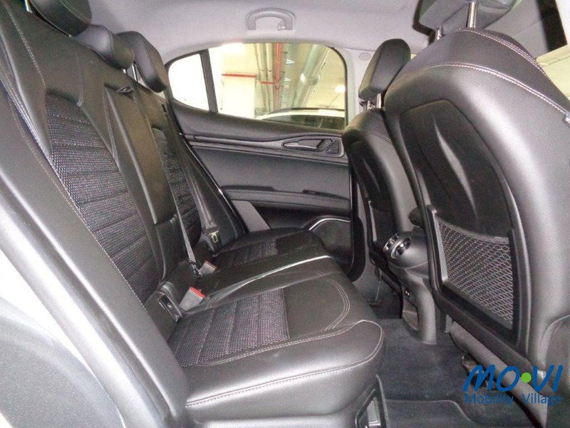 Alfa Romeo Stelvio usata a Torino (9)
