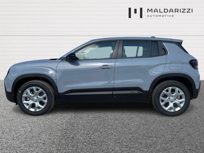 Jeep Avenger nuova a Bari (5)