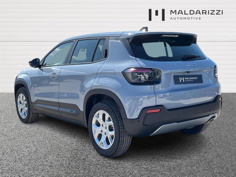 Jeep Avenger nuova a Bari (4)