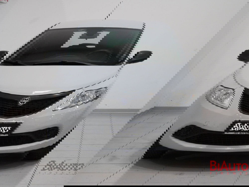 Lancia Ypsilon usata a Firenze (3)
