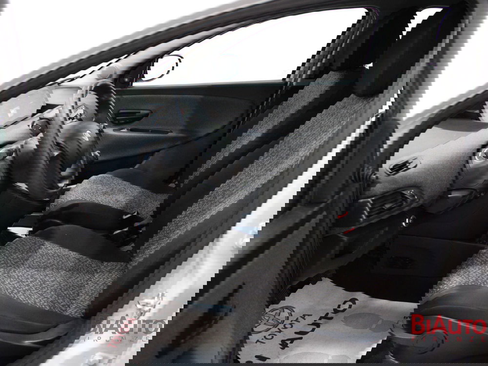 Lancia Ypsilon usata a Firenze (5)