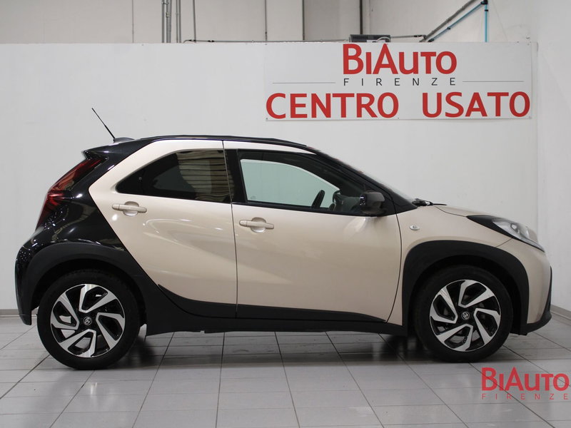 Toyota Aygo X usata a Firenze (19)