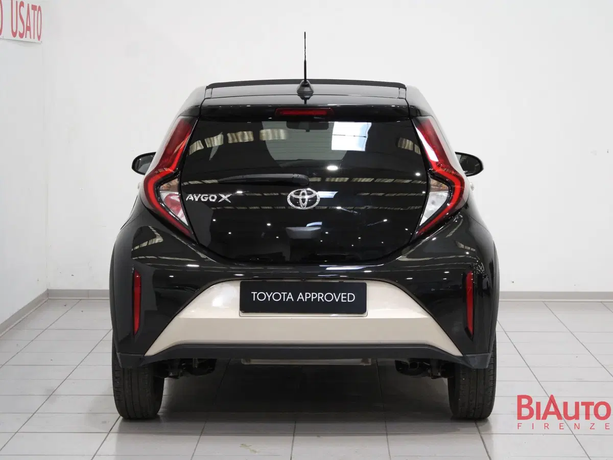 Toyota Aygo X usata a Firenze (5)