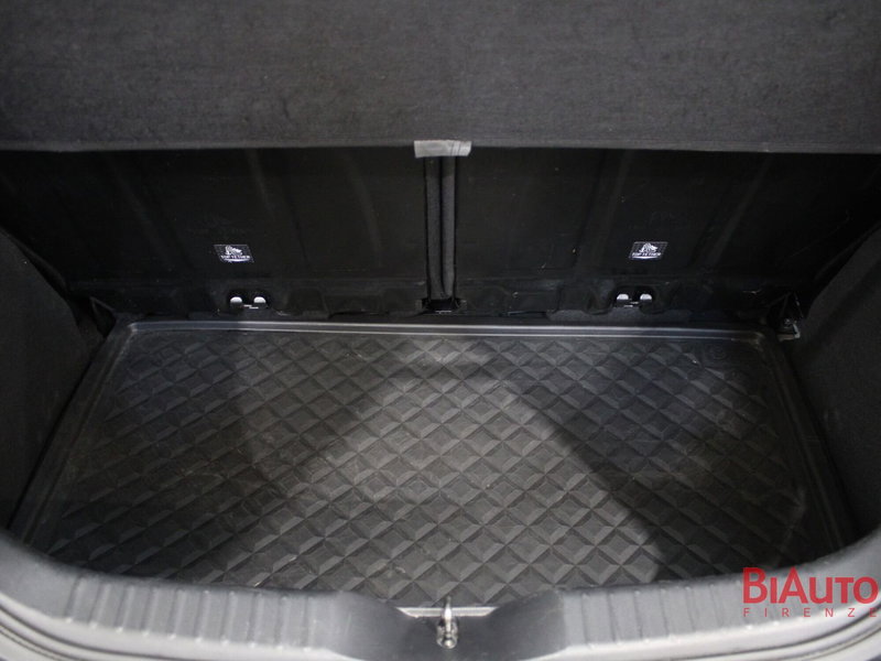 Toyota Aygo X usata a Firenze (9)