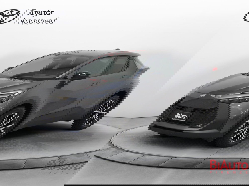 Toyota Toyota C-HR nuova a Firenze