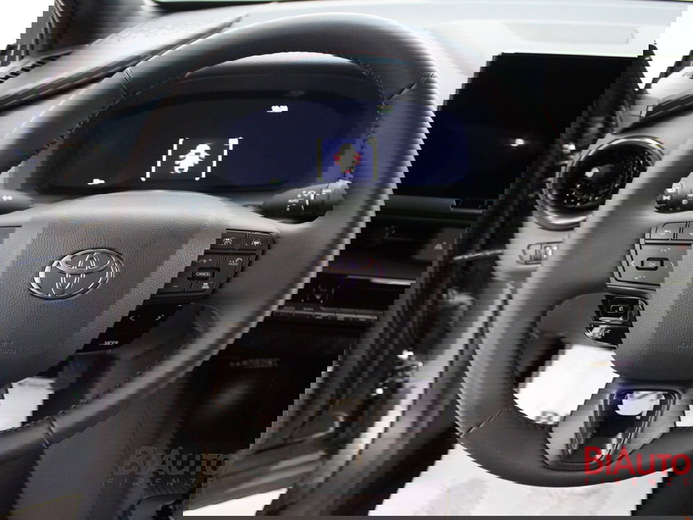Toyota Toyota C-HR nuova a Firenze (10)