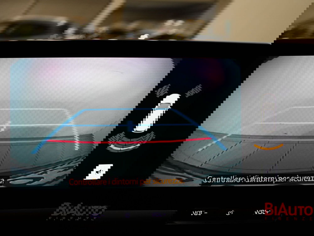 Toyota Toyota C-HR nuova a Firenze (15)