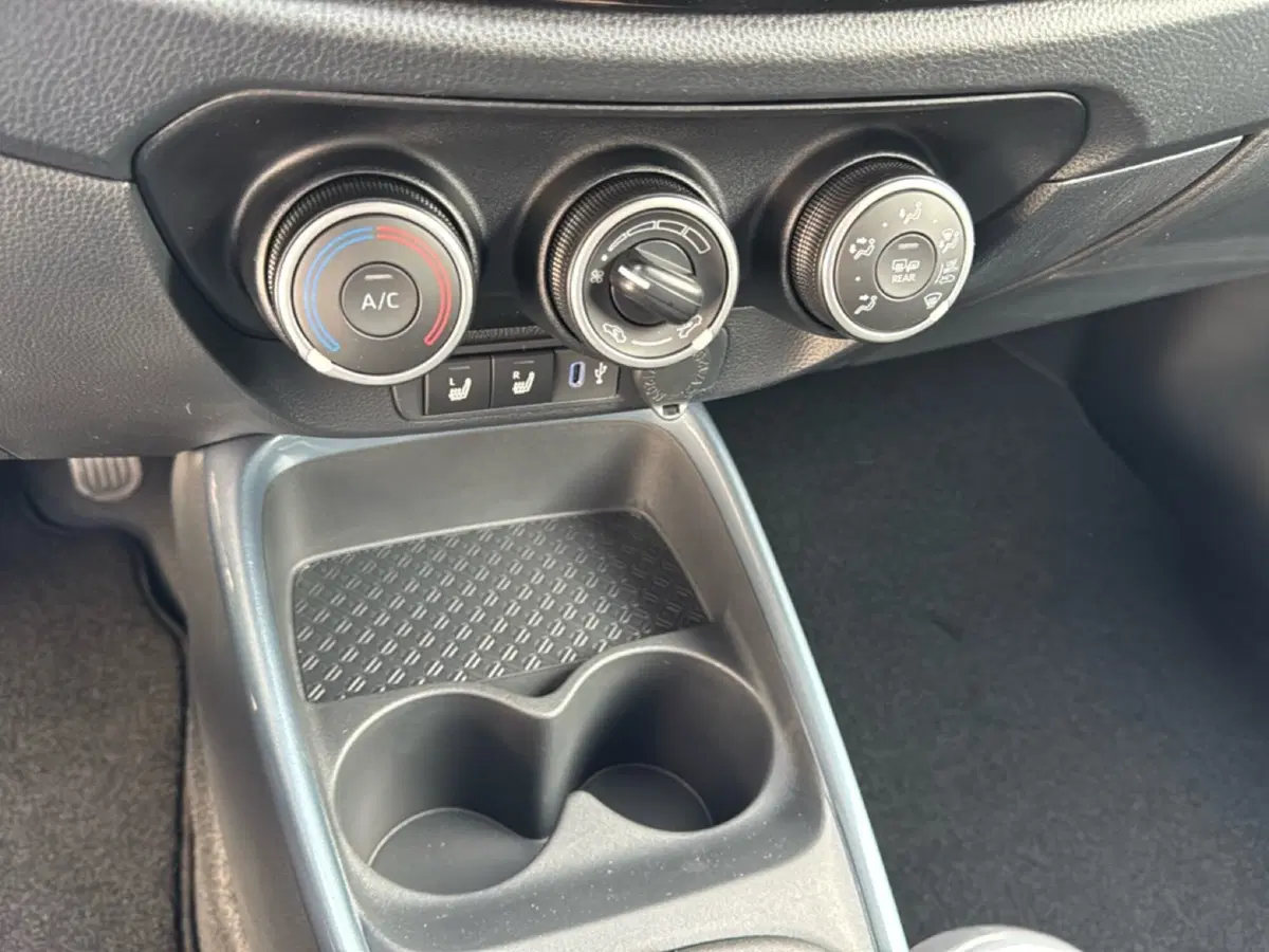 Toyota Aygo X nuova a Ferrara (11)