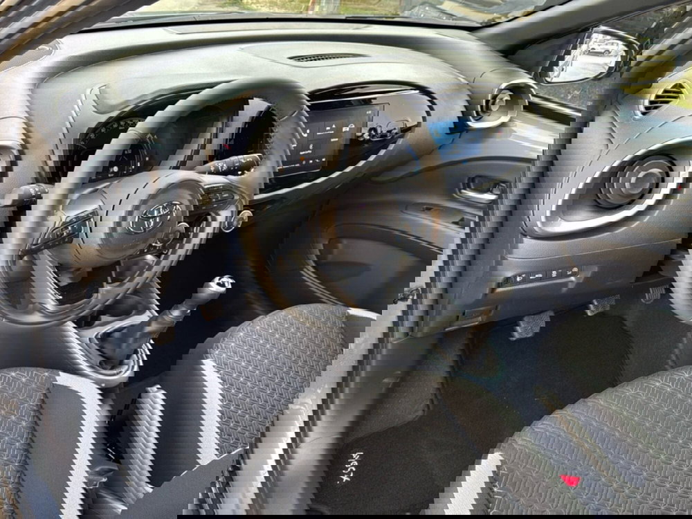 Toyota Aygo X nuova a Ferrara (16)