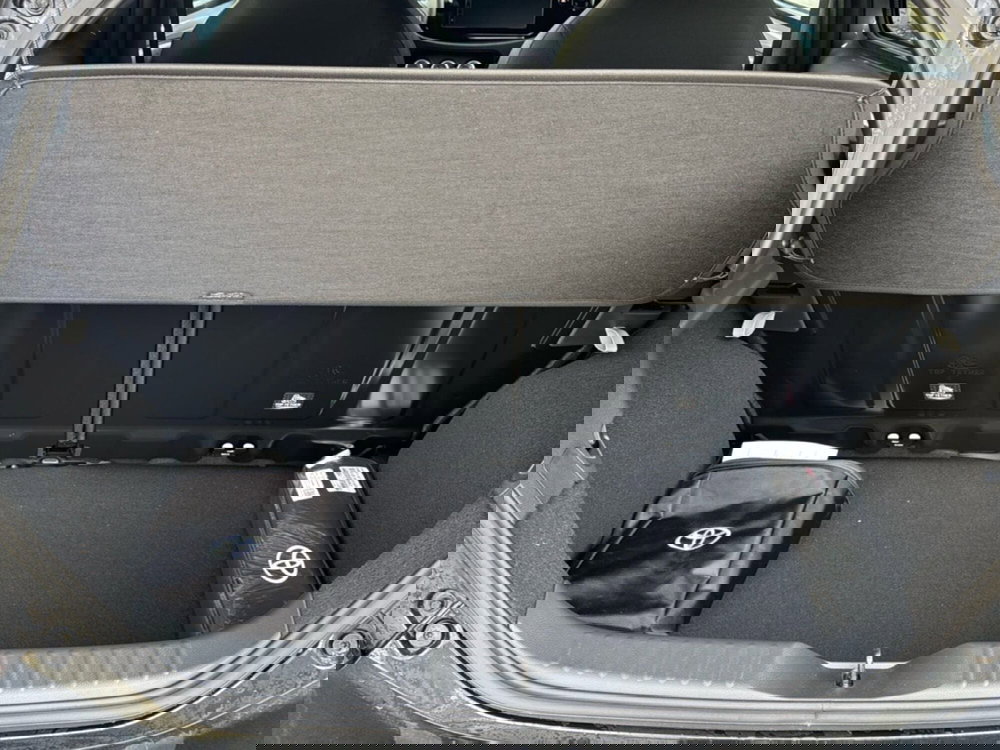 Toyota Aygo X nuova a Ferrara (19)