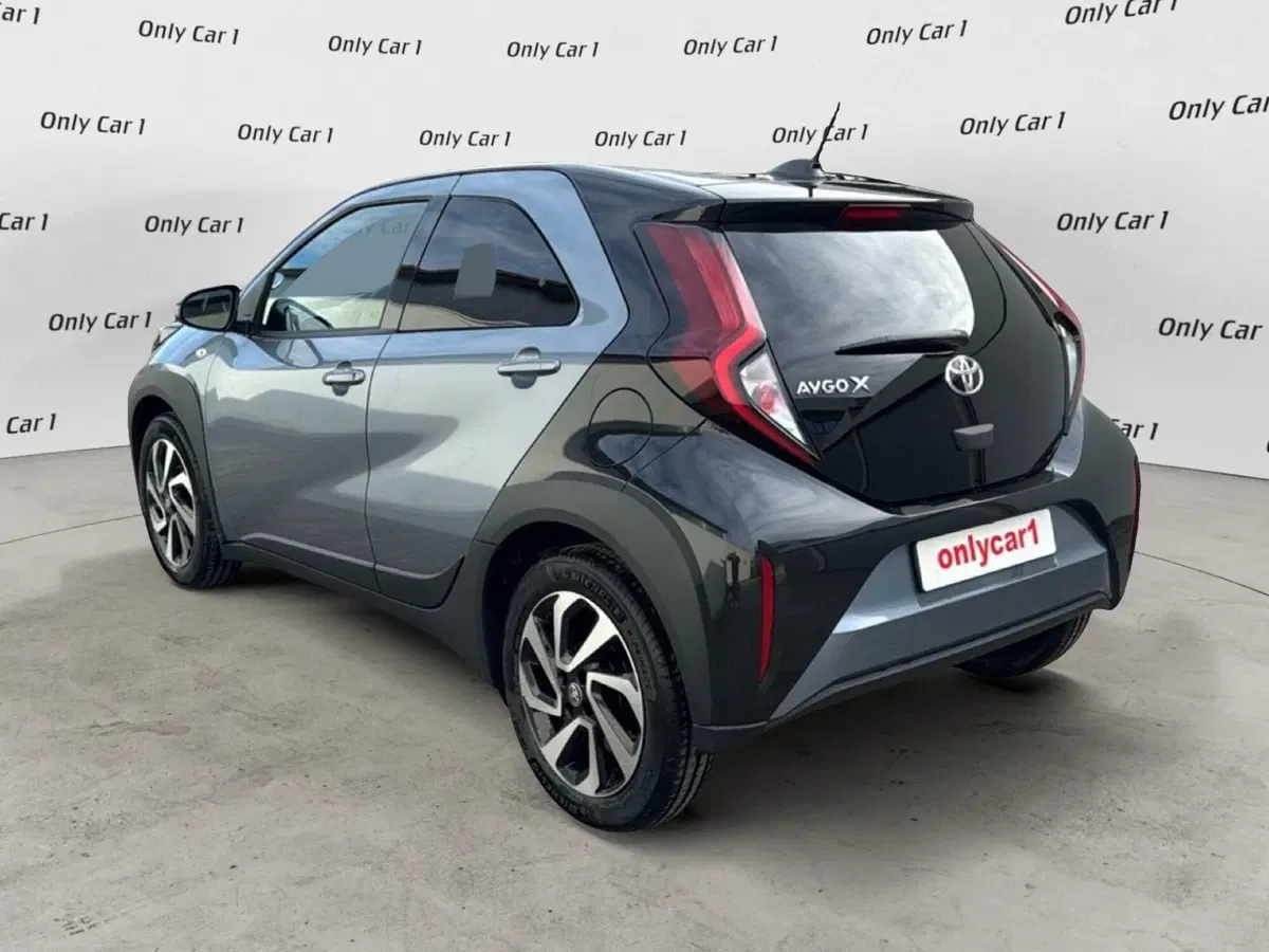 Toyota Aygo X nuova a Ferrara (5)
