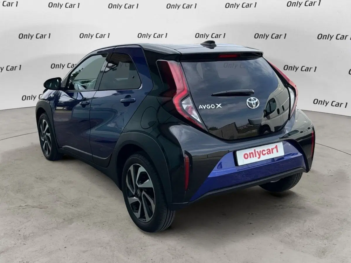 Toyota Aygo X nuova a Ferrara (5)
