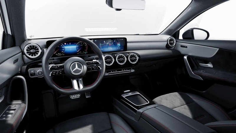 Mercedes-Benz Classe A nuova a Monza e Brianza (7)