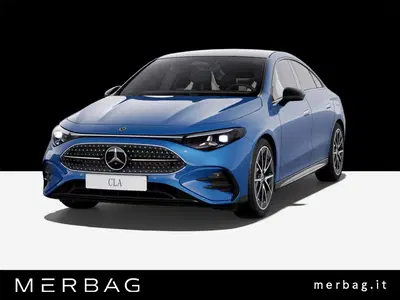 Mercedes-Benz CLA 200 Automatic 4Matic Premium nuova a Monza