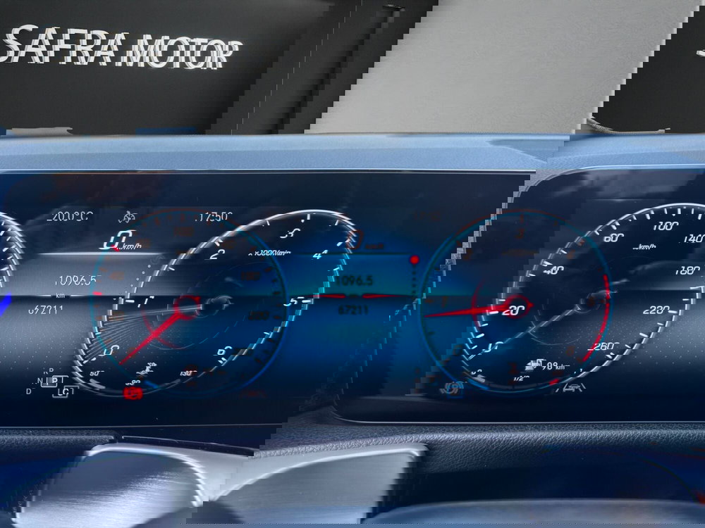 Mercedes-Benz GLB usata a Cosenza (11)