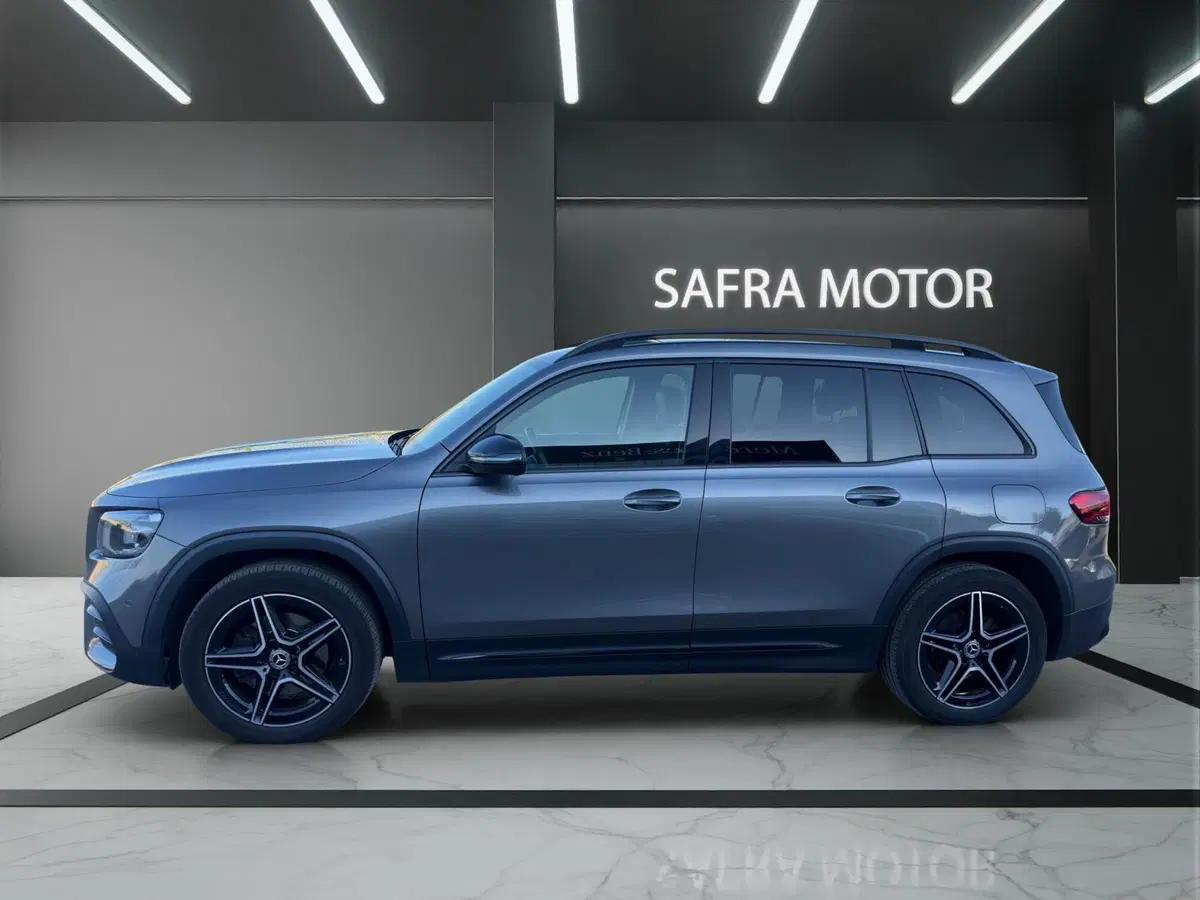 Mercedes-Benz GLB usata a Cosenza (3)