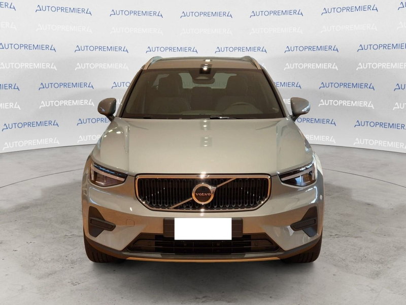 Volvo XC40 usata a Como (2)