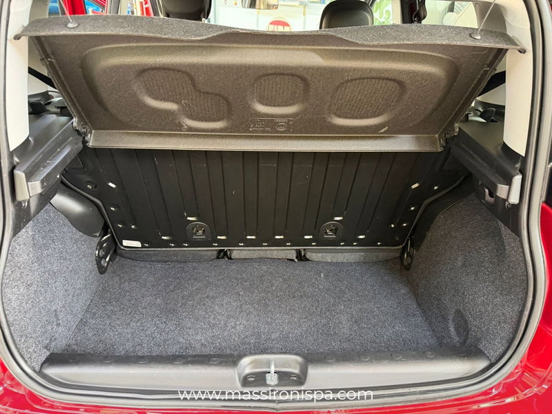 Fiat Panda Cross usata a Milano (12)