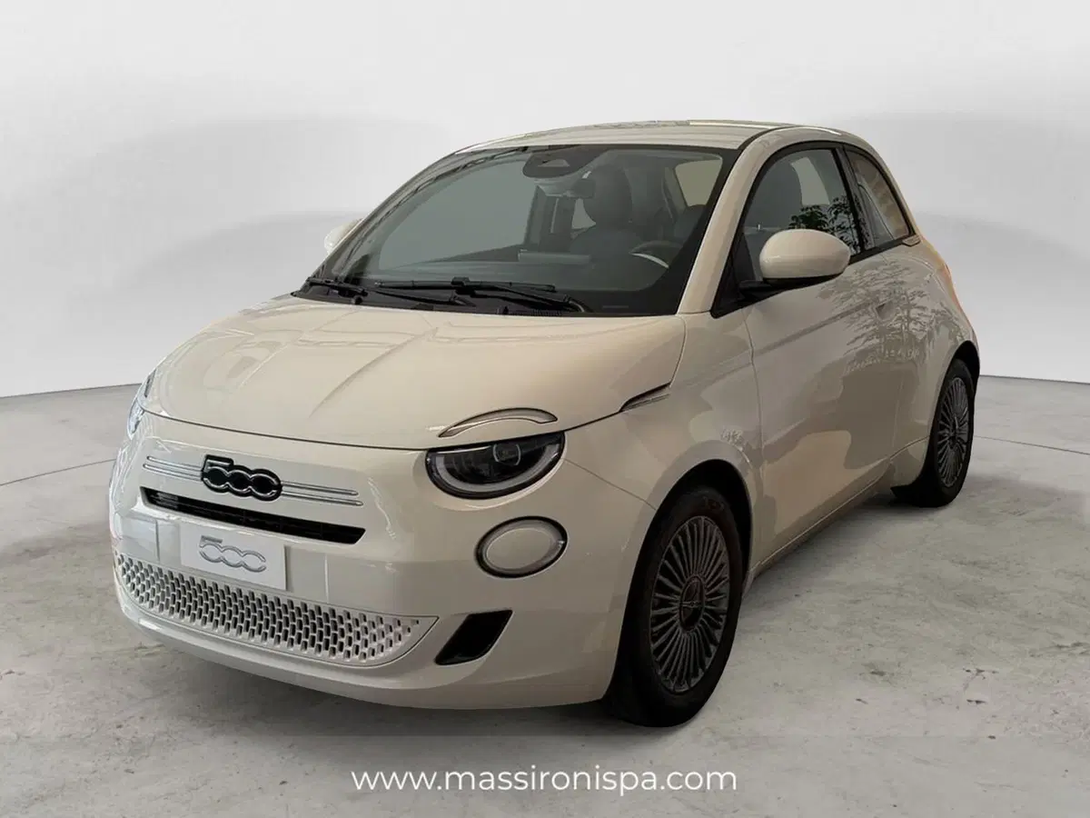 Fiat 500 nuova a Milano