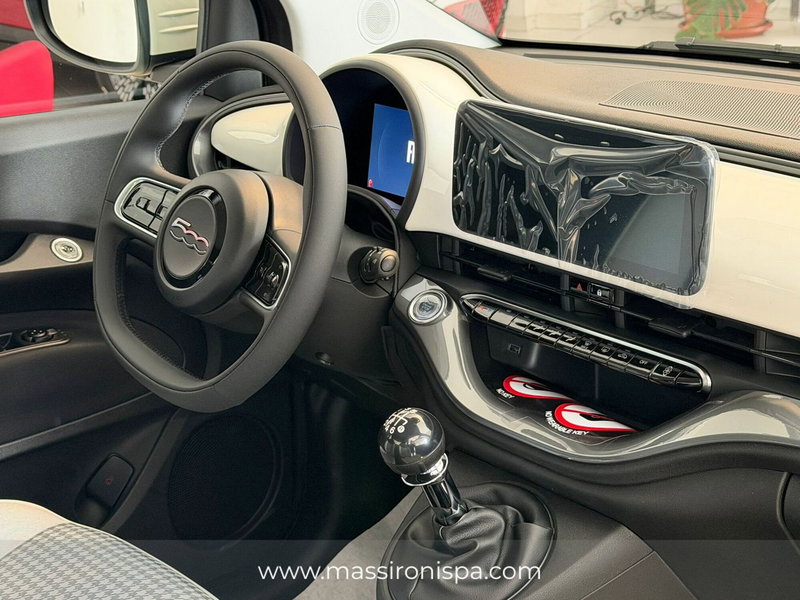 Fiat 500 nuova a Milano (3)