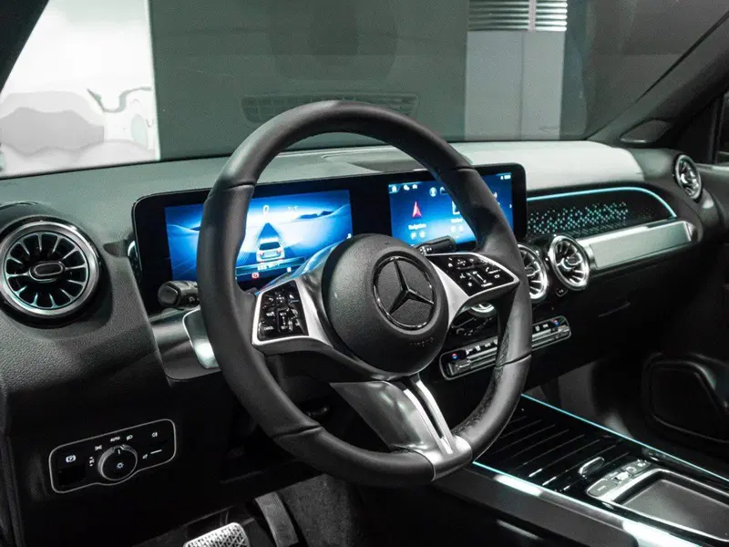 Mercedes-Benz GLB nuova a Rimini (12)