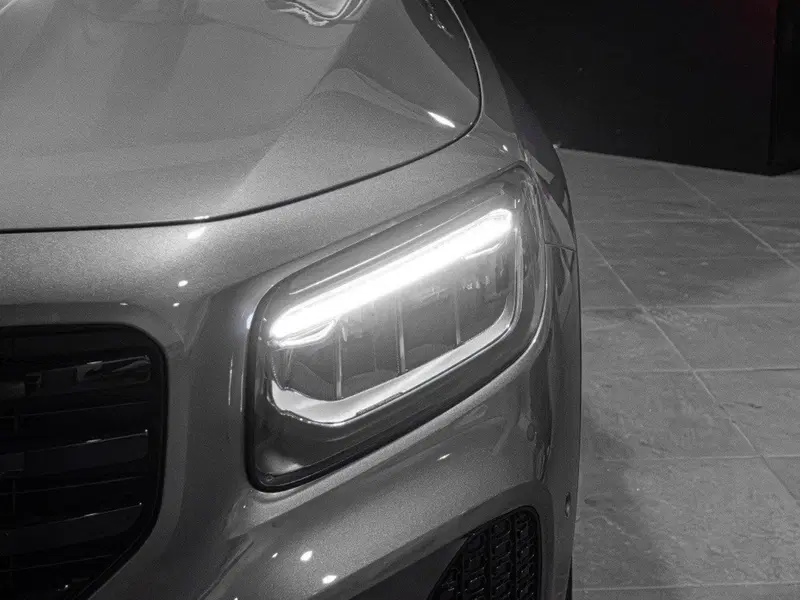 Mercedes-Benz GLB nuova a Rimini (6)