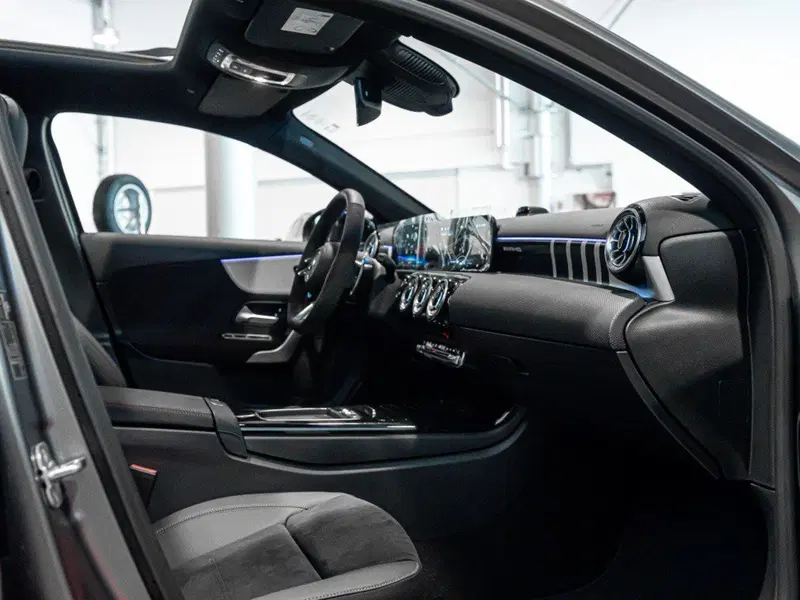 Mercedes-Benz Classe A nuova a Ancona (18)