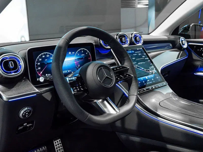 Mercedes-Benz GLC Coupé nuova a Ancona (12)